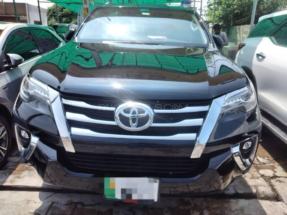 Toyota Fortuner 2018 for Sale in Lahore Image-1