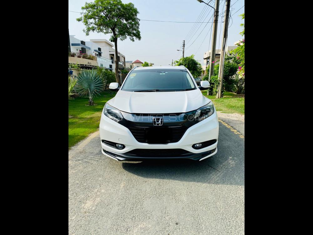 Honda Vezel 2015 for Sale in Lahore Image-1