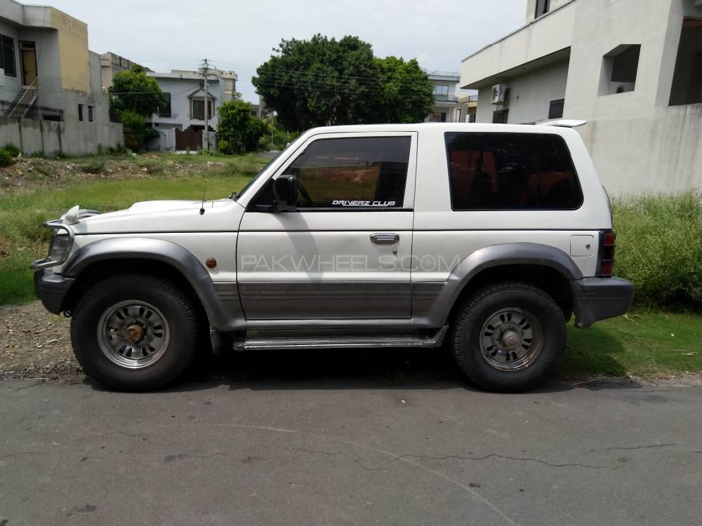 Mitsubishi Pajero 1993 for Sale in Gujranwala Mitsubishi Pajero 1993 for Sale in Gujranwala Image-4