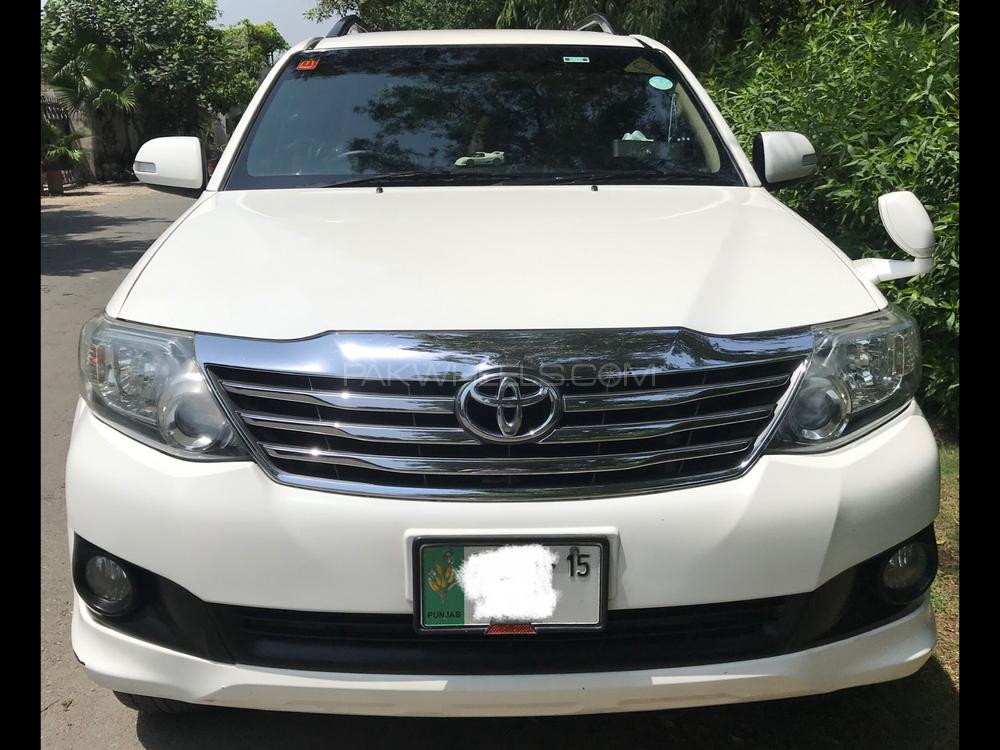 Toyota Fortuner 2015 for Sale in Lahore Toyota Fortuner 2015 for Sale in Lahore Image-3