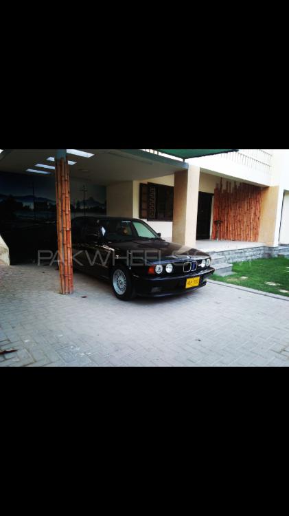 BMW 5 Series - 1995  BMW 5 Series - 1995  Image-2
