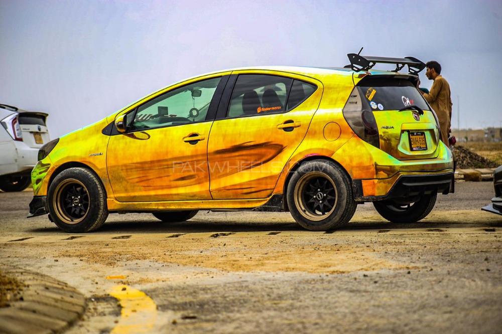 Toyota Aqua - 2014  Toyota Aqua - 2014  Image-4