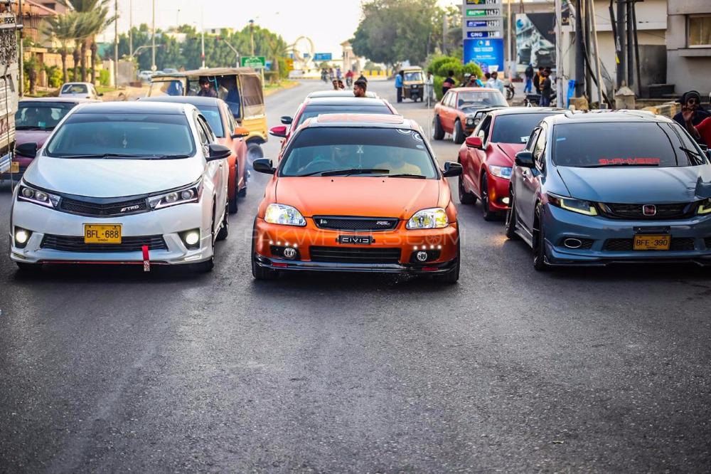 Honda Civic - 2000  Honda Civic - 2000  Image-5