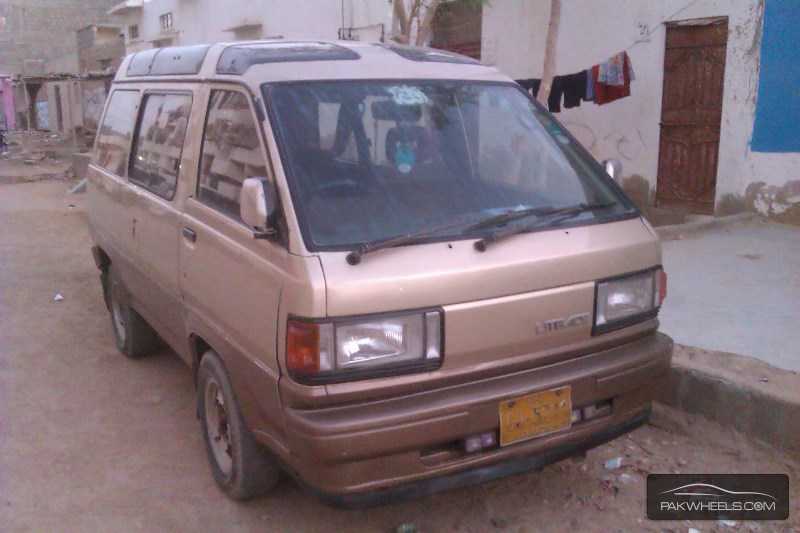 Toyota lite ace 1988