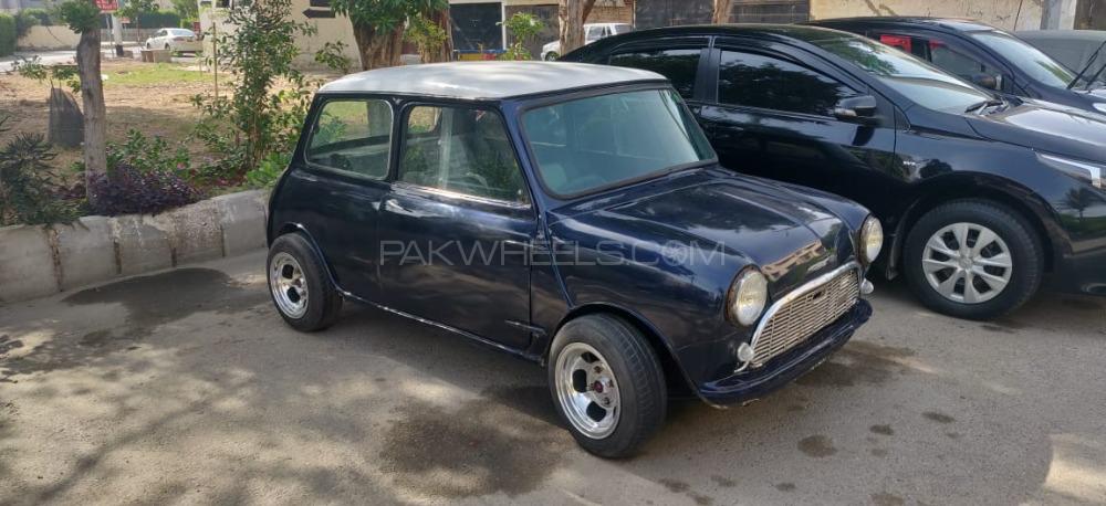 Austin Mini - 1962  Image-1
