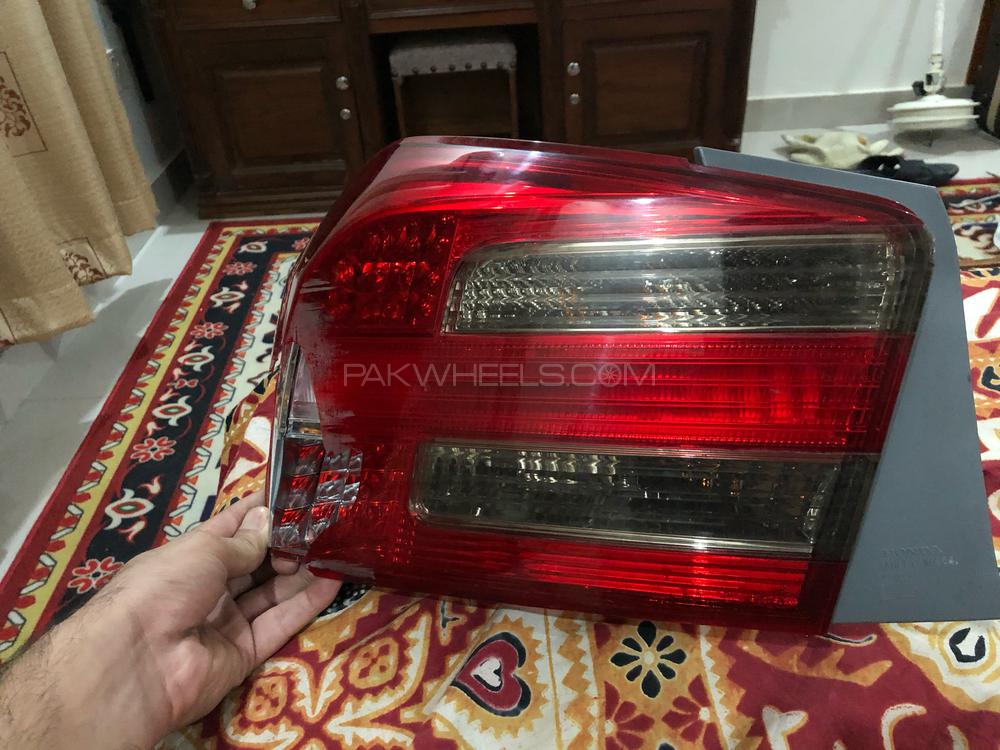 Honda City Genuine back tail light for sale Image-1