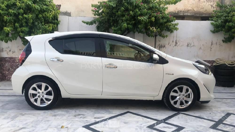 Toyota Aqua 2018 for Sale in Peshawar Toyota Aqua 2018 for Sale in Peshawar Image-9
