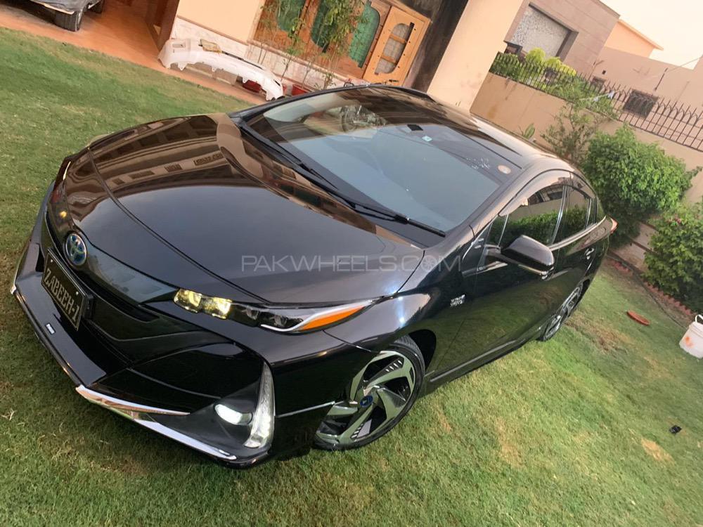 Toyota Prius - 2019  Image-1