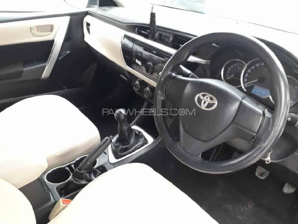 Toyota Corolla 2016 for Sale in Karachi Toyota Corolla 2016 for Sale in Karachi Image-3