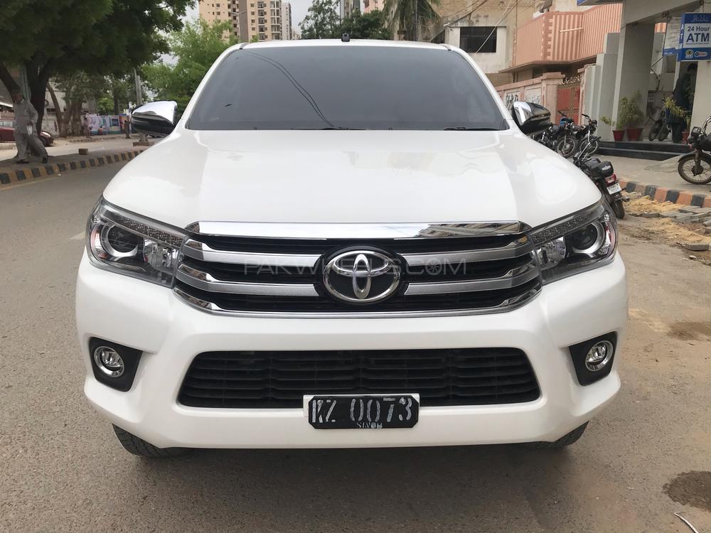 Toyota Hilux 2019 for Sale in Karachi Image-1