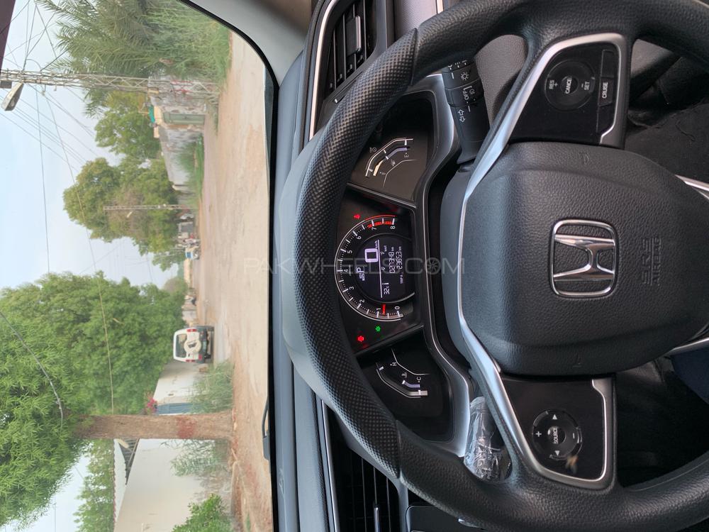 Honda Civic 2018 for Sale in Hyderabad Honda Civic 2018 for Sale in Hyderabad Image-7