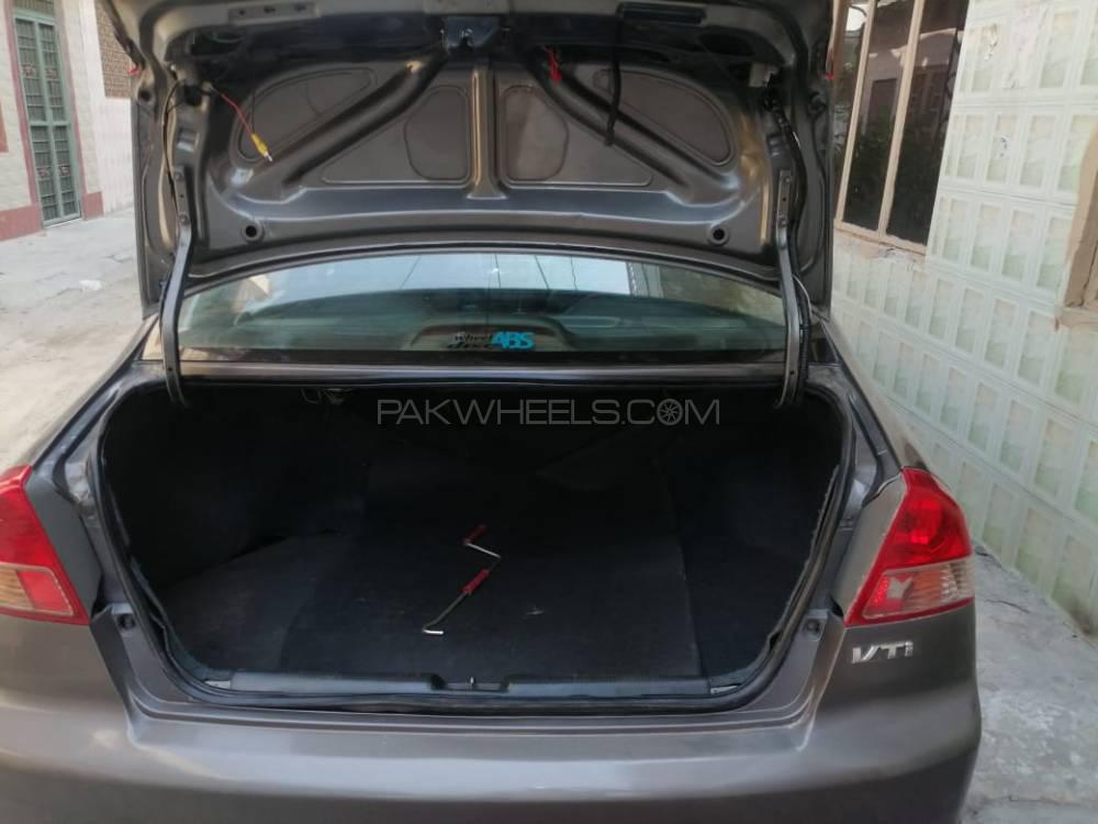 Honda Civic 2002 for Sale in Lahore Honda Civic 2002 for Sale in Lahore Image-3