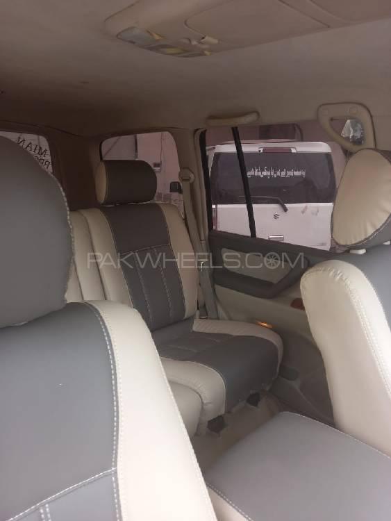 Toyota Land Cruiser 2003 for Sale in Gujranwala Toyota Land Cruiser 2003 for Sale in Gujranwala Image-16