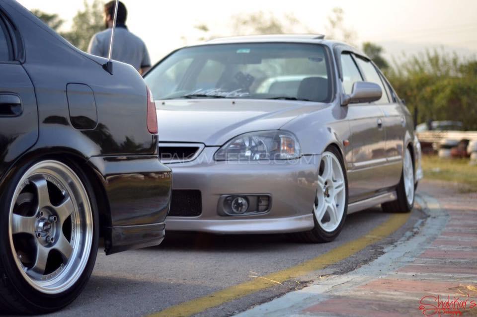 Honda Civic - 2001  Honda Civic - 2001  Image-3