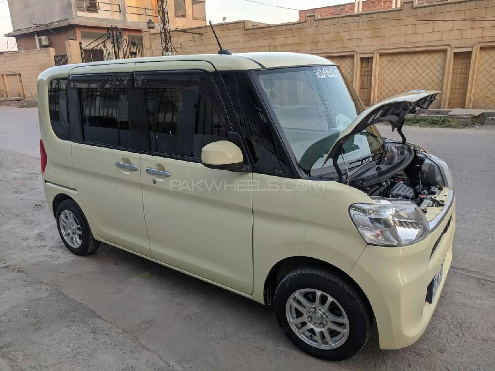 Daihatsu tanto 2015