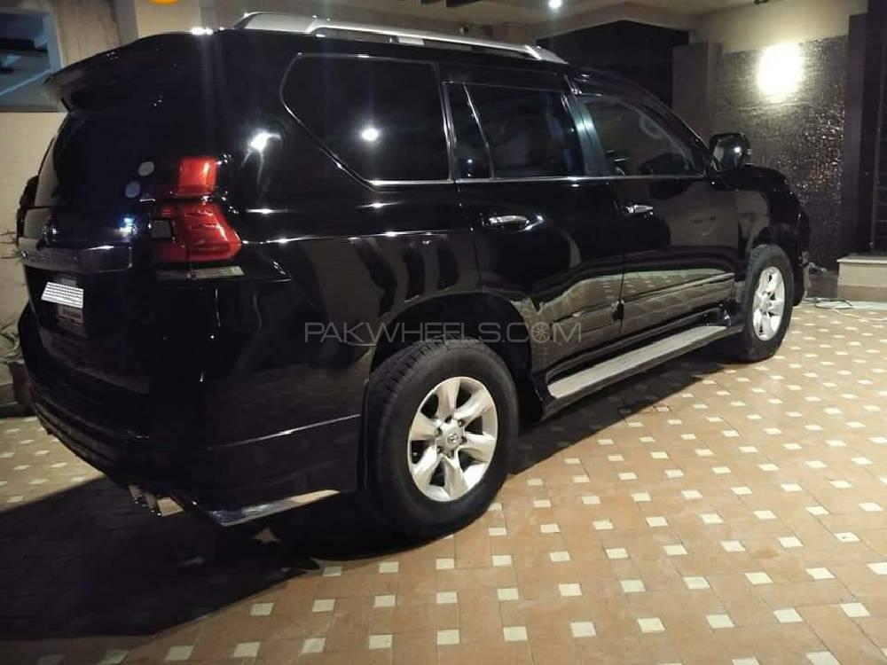 ٹویوٹا پراڈو 2011 for Sale in سیالکوٹ ٹویوٹا پراڈو 2011 for Sale in سیالکوٹ Image-2