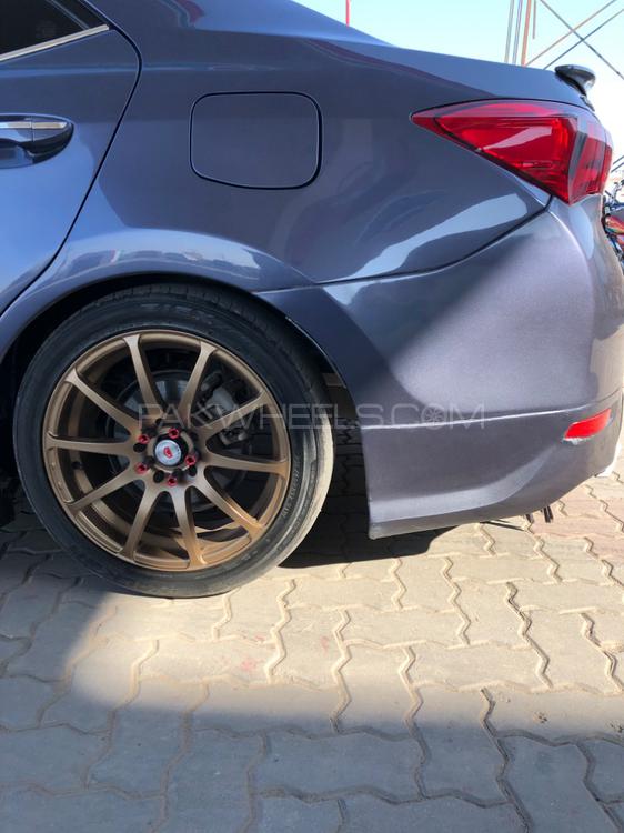 Toyota Corolla - 2015  Toyota Corolla - 2015  Image-3