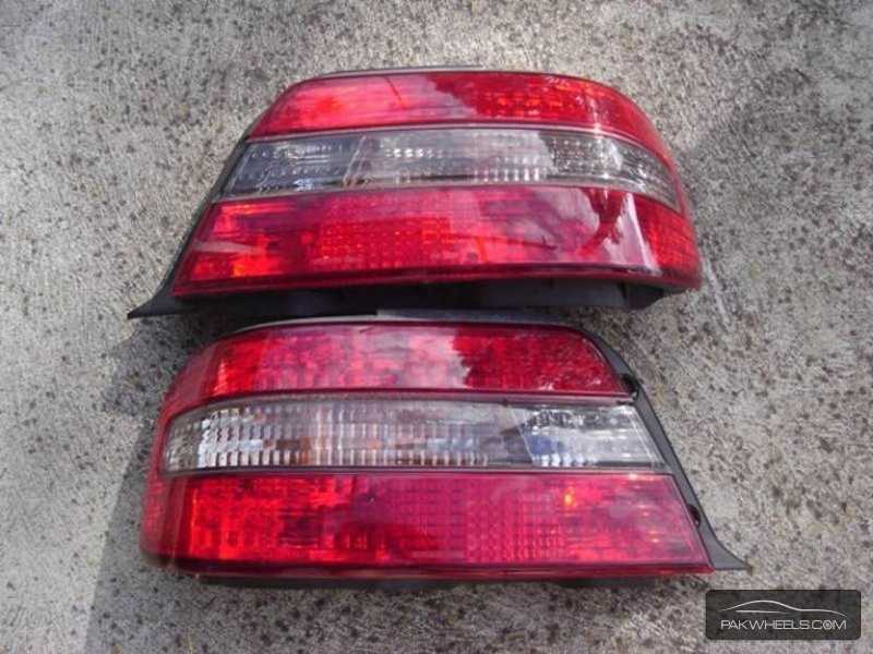 Toyota Chaser Tail Lights  Image-1