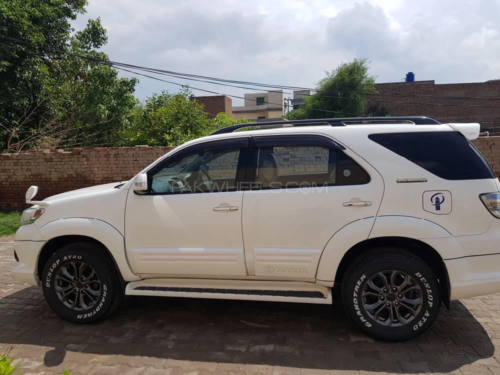 Toyota Fortuner 2016 for Sale in Multan Toyota Fortuner 2016 for Sale in Multan Image-2