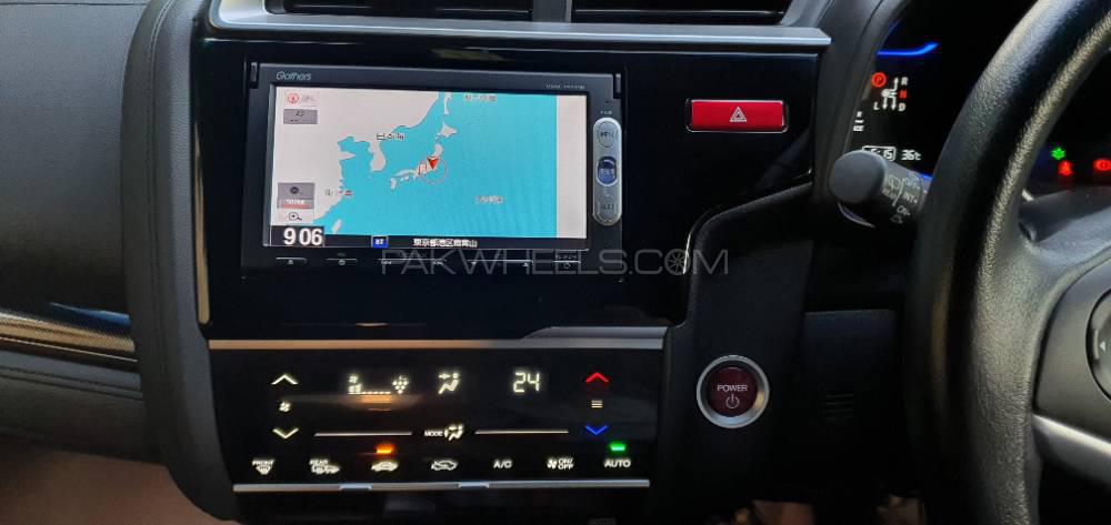 Honda Fit 2016 for Sale in Lahore Honda Fit 2016 for Sale in Lahore Image-9