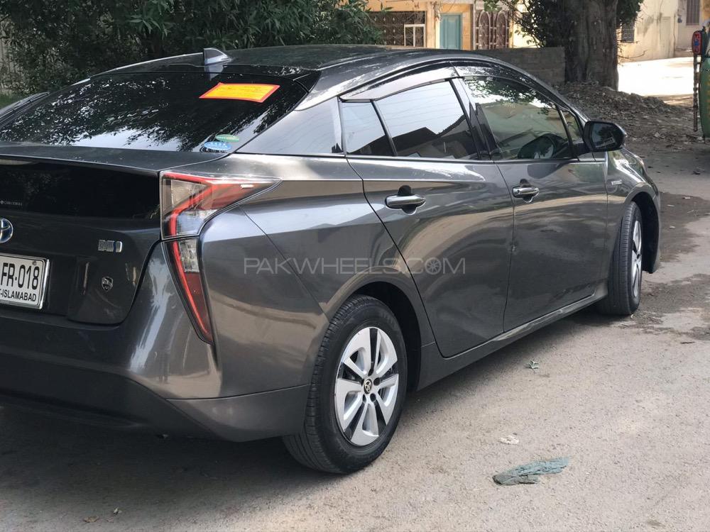 Toyota Prius - 2020  Toyota Prius - 2020  Image-6