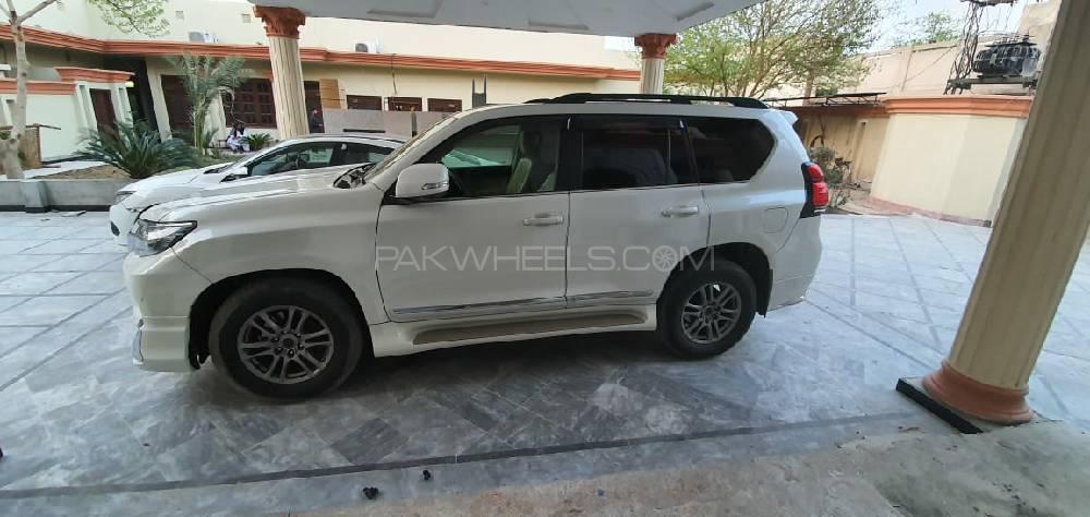 Toyota Prado 2009 for Sale in Multan Toyota Prado 2009 for Sale in Multan Image-5