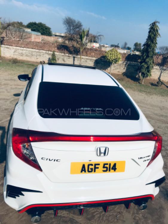 Honda Civic - 2018  Honda Civic - 2018  Image-8