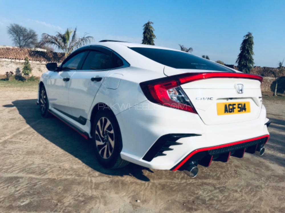 Honda Civic - 2018  Honda Civic - 2018  Image-9