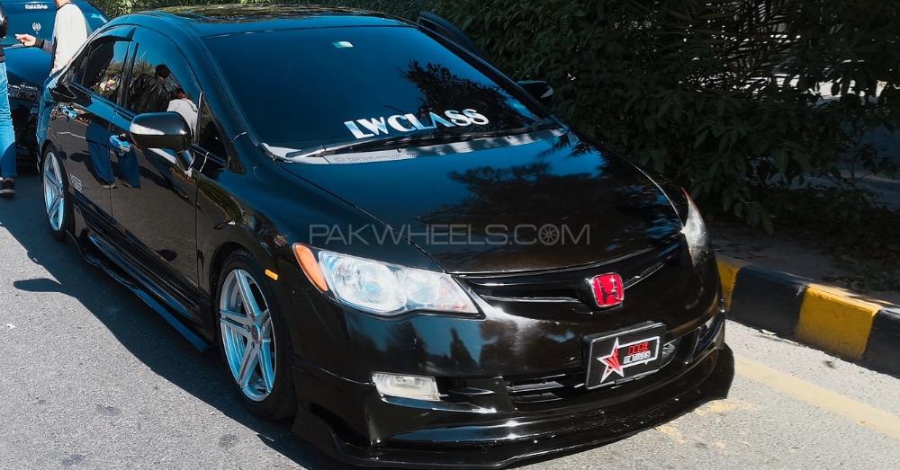 Honda Civic - 2009  Honda Civic - 2009  Image-2