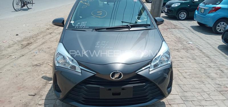 Toyota Vitz 2017 for Sale in Lahore Toyota Vitz 2017 for Sale in Lahore Image-3