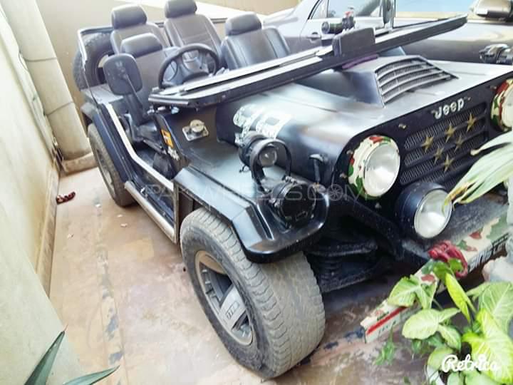 Ford Mutt M 825 - 1985  Ford Mutt M 825 - 1985  Image-5