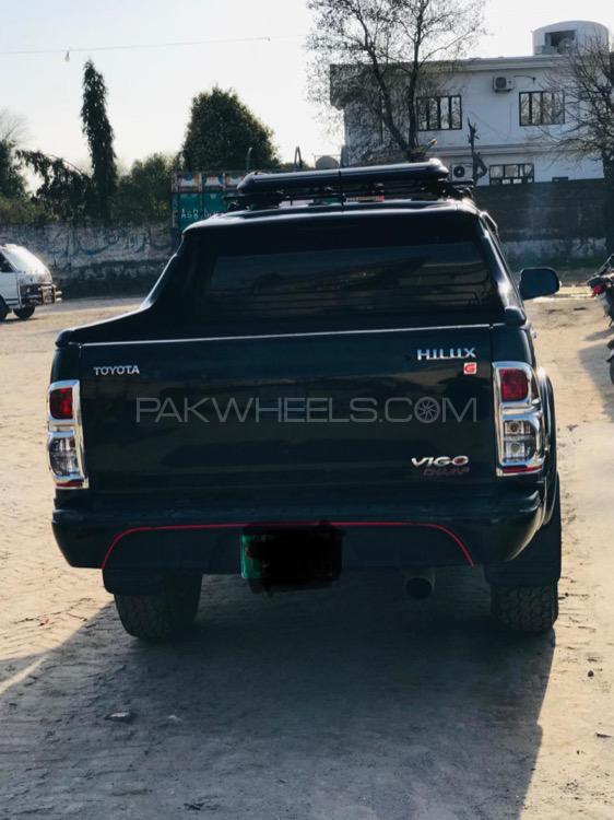 Toyota Hilux 2013 for Sale in Lahore Toyota Hilux 2013 for Sale in Lahore Image-4