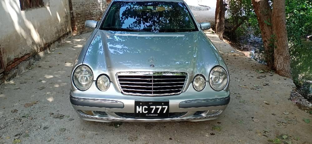 Mercedes Benz E Class 2002 for Sale in Peshawar Image-1