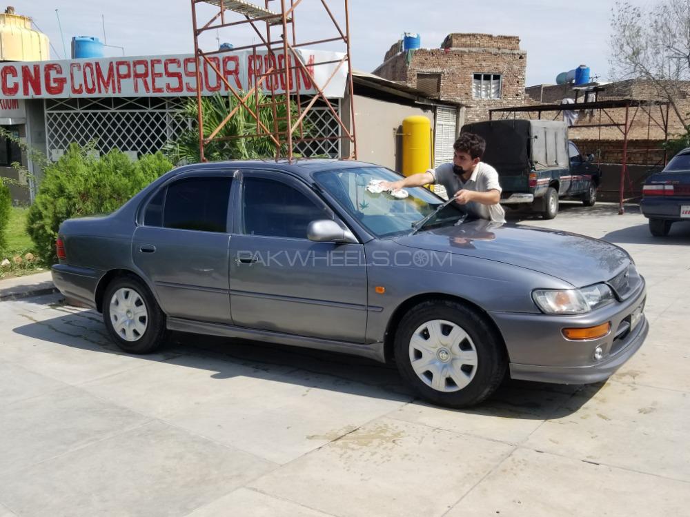Toyota Corolla 1998 for Sale in Peshawar Image-1