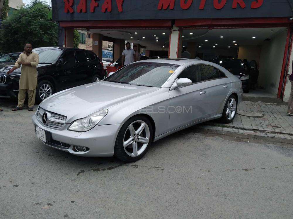 Mercedes Benz CLS Class 2005 for Sale in Lahore Image-1