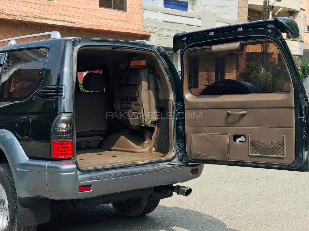 Toyota Prado 2002 for Sale in Lahore Toyota Prado 2002 for Sale in Lahore Image-9