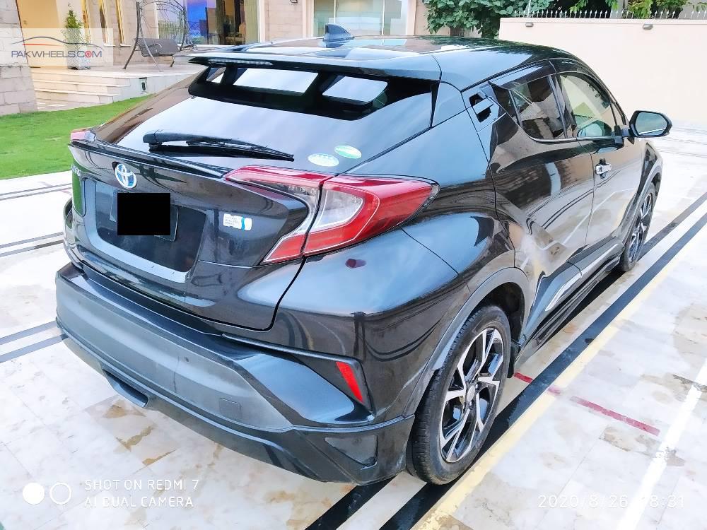 ٹویوٹا سی-ایچ آر 2018 for Sale in اسلام آباد ٹویوٹا سی-ایچ آر 2018 for Sale in اسلام آباد Image-8