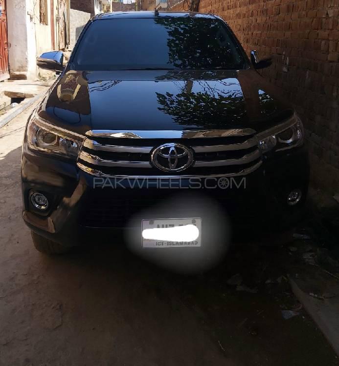Toyota Hilux 2018 for Sale in Peshawar Image-1