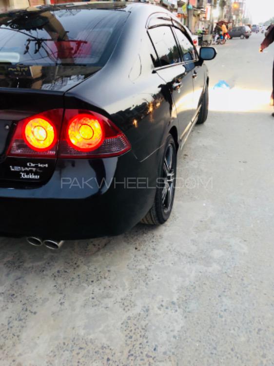 Honda Civic - 2011  Honda Civic - 2011  Image-4