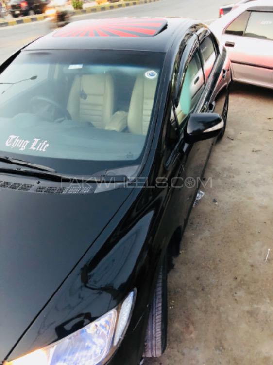 Honda Civic - 2011  Honda Civic - 2011  Image-7