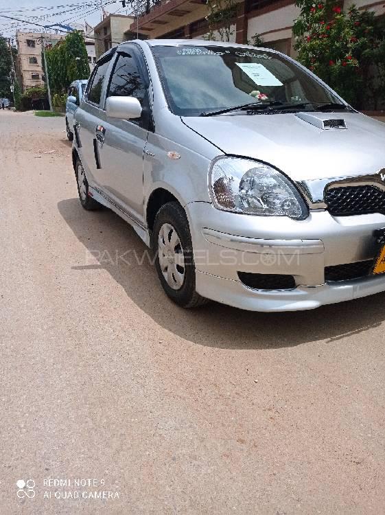Toyota Vitz 2004 for Sale in Karachi Image-1