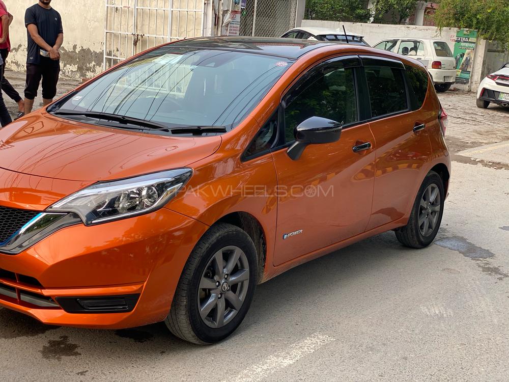 Nissan Note 2018 for Sale in Lahore Nissan Note 2018 for Sale in Lahore Image-3
