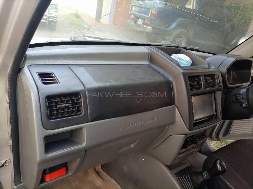Mitsubishi Pajero Mini 2003 for Sale in Muzaffarabad Mitsubishi Pajero Mini 2003 for Sale in Muzaffarabad Image-5
