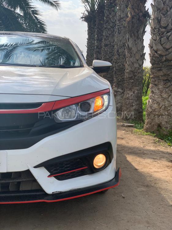 Honda Civic - 2018  Honda Civic - 2018  Image-4