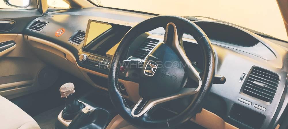 Honda Civic 2010 for Sale in Multan Honda Civic 2010 for Sale in Multan Image-7