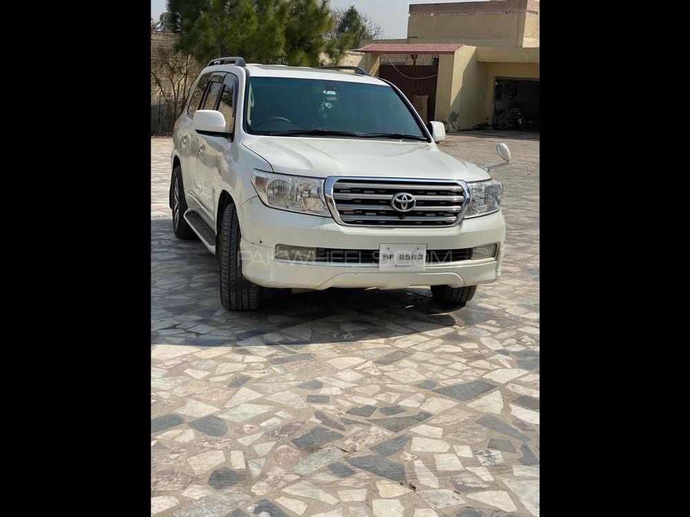 Toyota Land Cruiser 2010 for Sale in Peshawar Toyota Land Cruiser 2010 for Sale in Peshawar Image-3