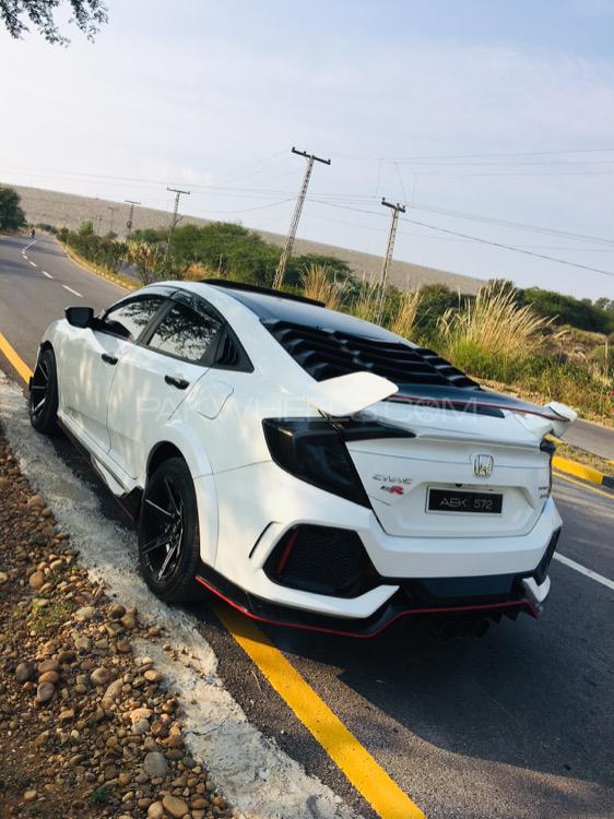 Honda Civic - 2018  Honda Civic - 2018  Image-5