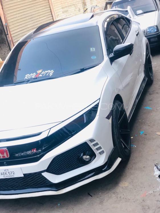 Honda Civic - 2018  Honda Civic - 2018  Image-13