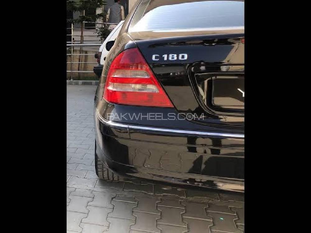 Mercedes Benz C Class 2006 for Sale in Lahore Image-1