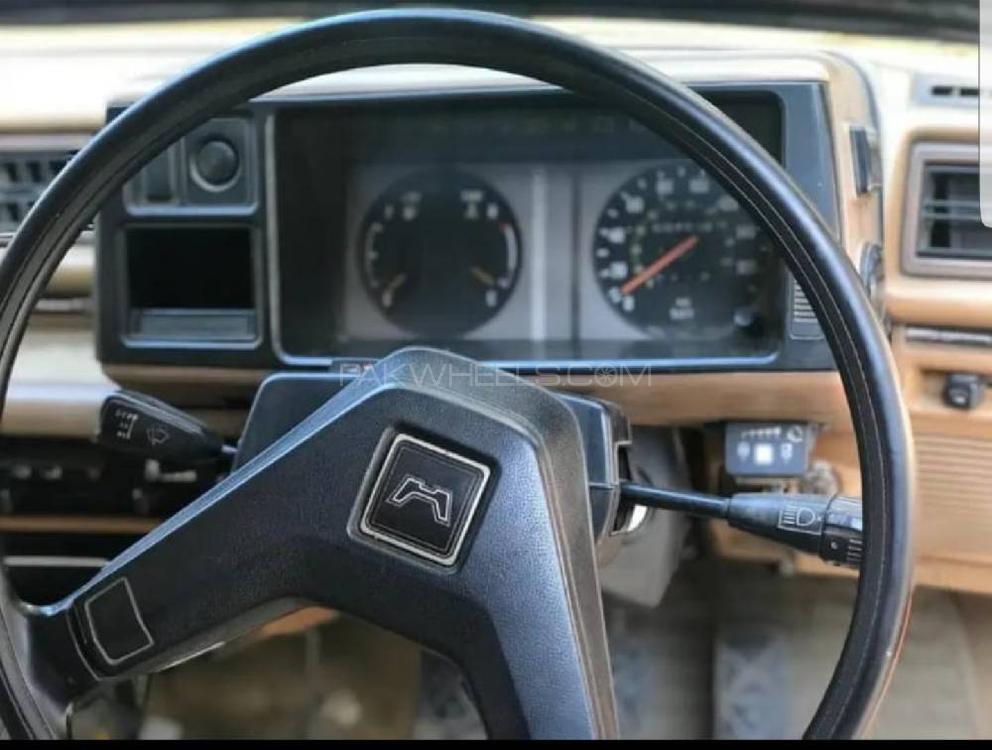 Honda Civic 1981 for Sale in Lahore Honda Civic 1981 for Sale in Lahore Image-9